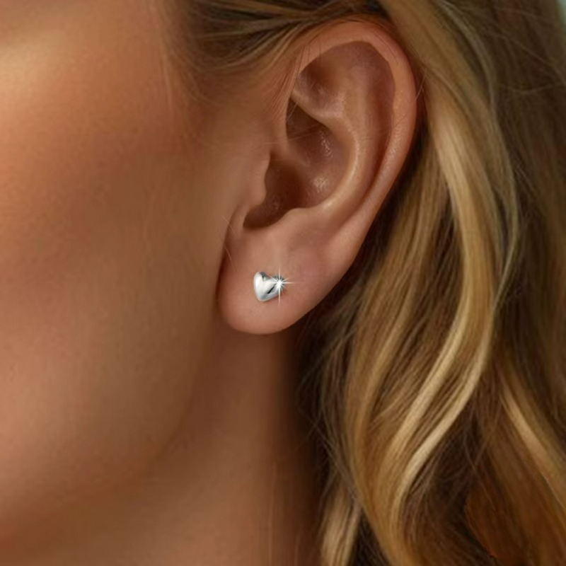 Brinco Platinum Heart em Prata Esterlina 925 Zéllora® Banho de Ouro Opcional