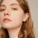 Brinco Cobra em Prata 925 Esterlina Banhada a Ouro com Zircônia – White Mamba Zéllora®