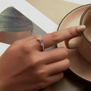 Anel Ajustável em Prata 925 Esterlina com Zircônia – Chérie Cat Zéllora®