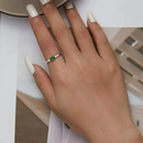 Anel em Prata Esterlina 925 e Zircônia Verde – Emerald Zéllora®