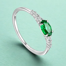 Anel em Prata Esterlina 925 e Zircônia Verde – Emerald Zéllora®