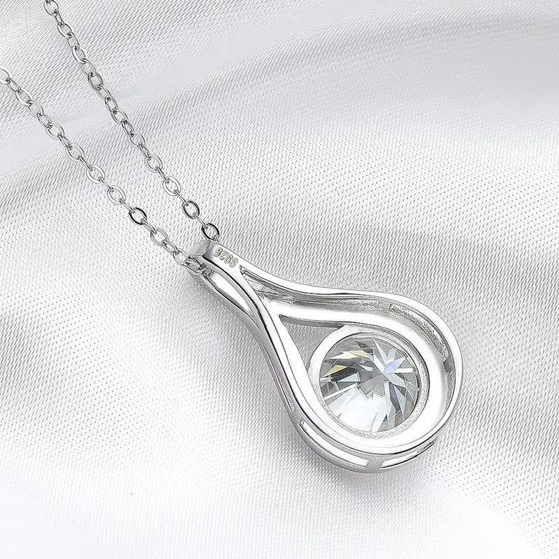 Colar em Prata 925 Esterlina com Moissanite – Althaea Zéllora®