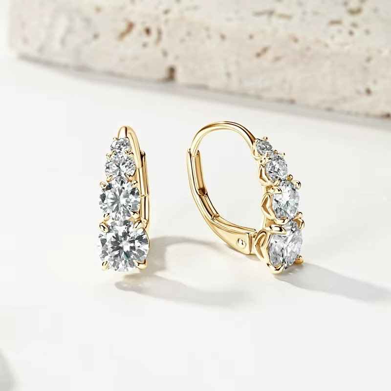 Brinco Asteria em Prata Esterlina 925 e Moissanites Zéllora® Banho de Ouro Branco ou Amarelo