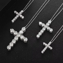 Colar Crucifixo em Prata 925 Esterlina com Zircônias – Seraphina Zéllora®