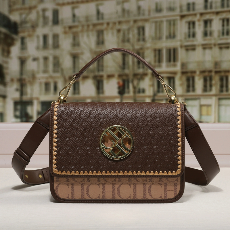 Bolsa Chavél Noire com Alça de Corrente Zéllora®