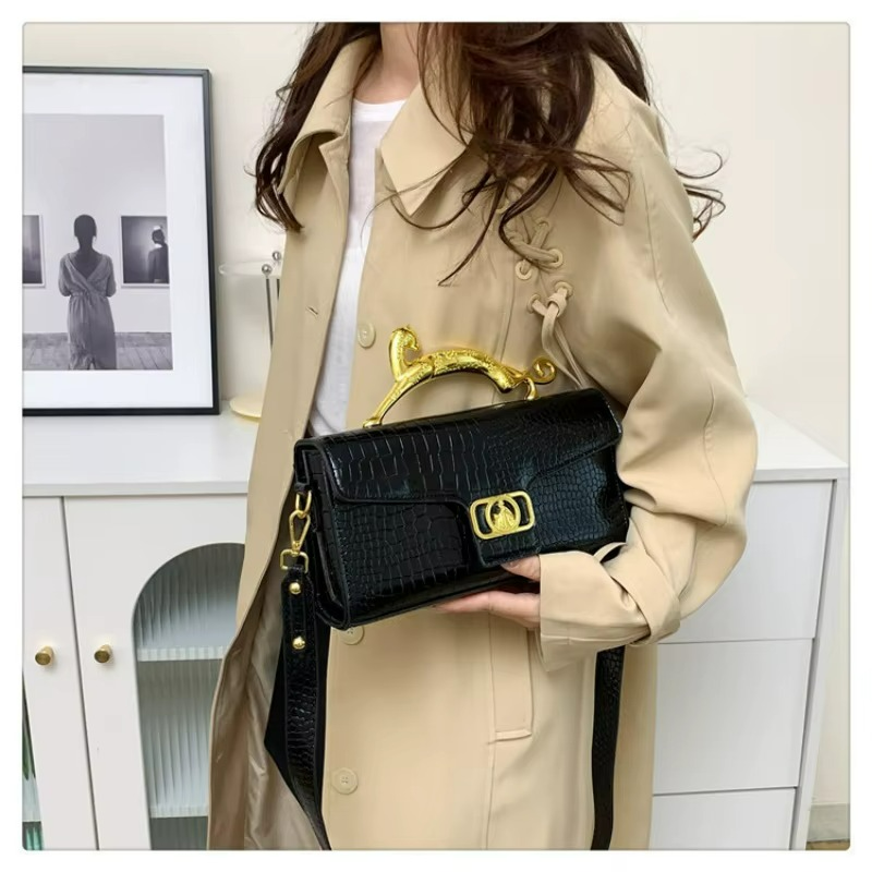Bolsa de Mão e Ombro Feminina Textura Croco – Delyss Zéllora®