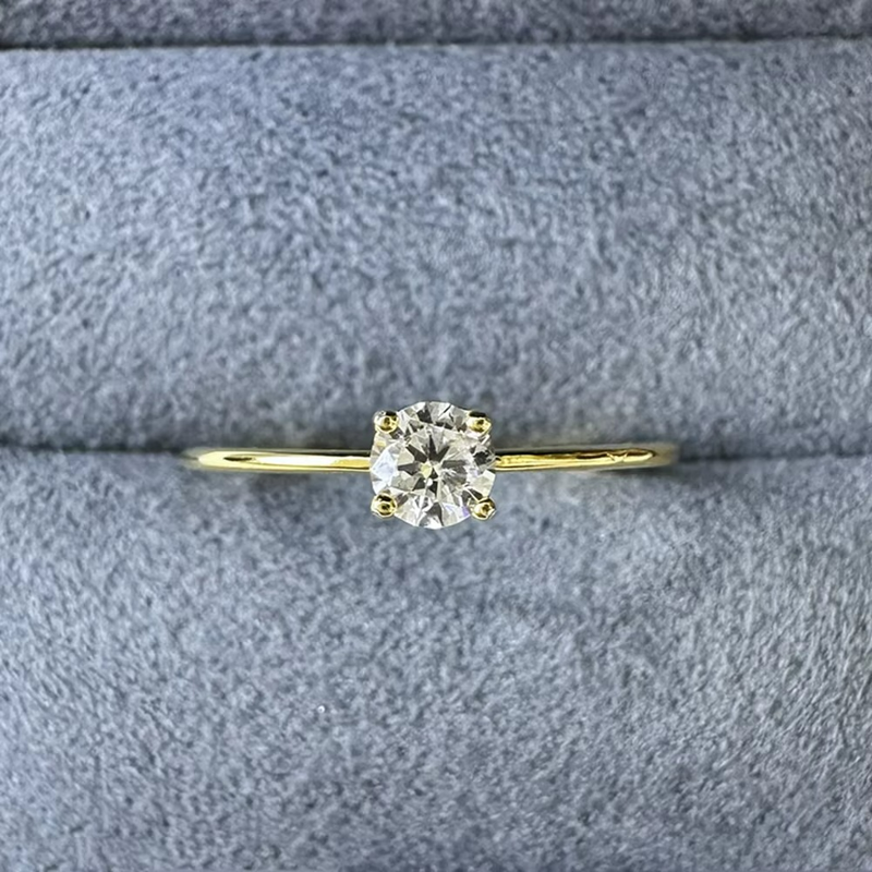 Anel de Noivado Kaya em Prata Esterlina 925 e Moissanite Zéllora® Banho de Ouro Opcional