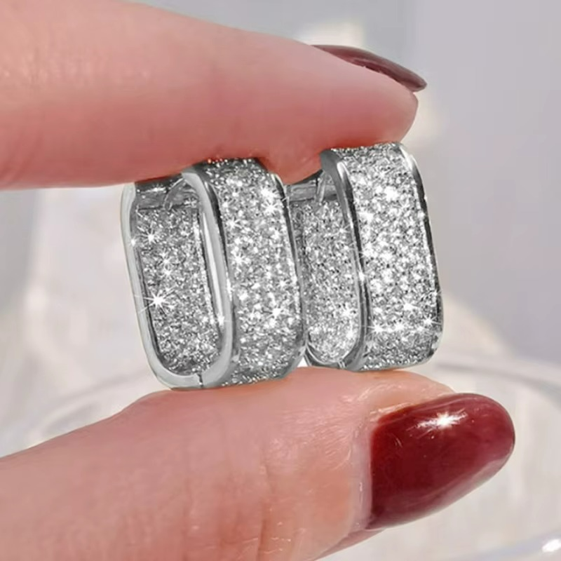 Brinco em Prata 925 Esterlina Banhada a Ouro com Moissanites – Khepri Zéllora®