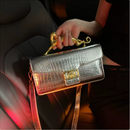 Bolsa de Mão e Ombro Feminina Textura Croco – Delyss Zéllora®