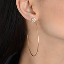 Brinco Dourado Grande de Argola com Detalhe de Flor em Strass - Galeria
